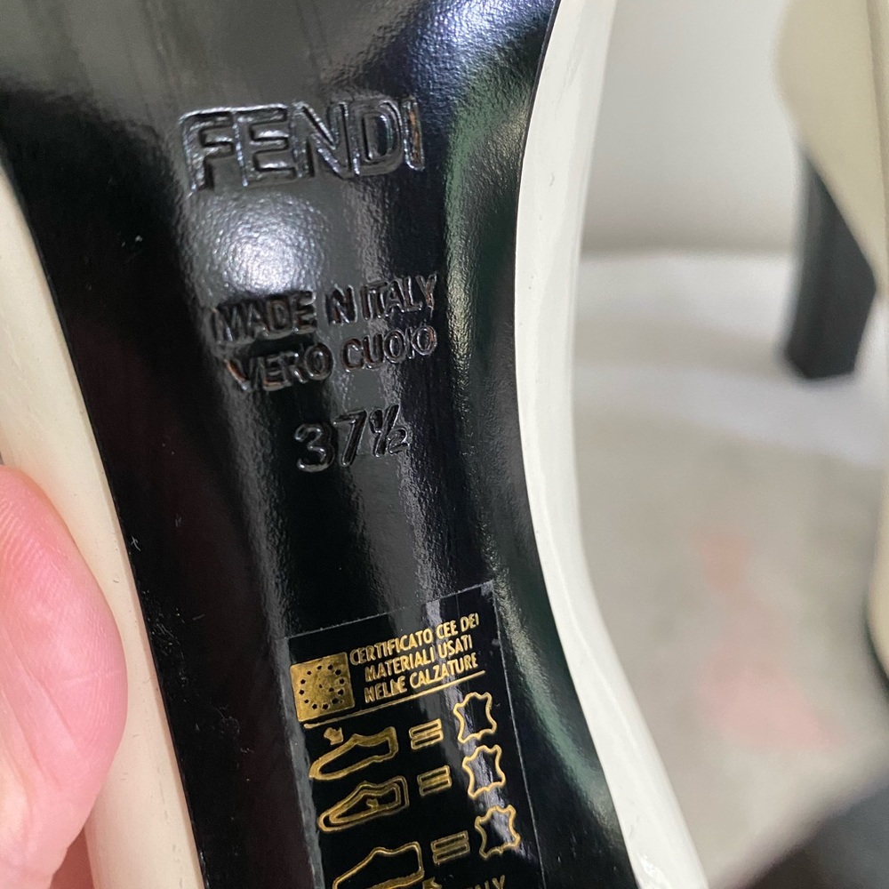 Authentic Fendi heels - Picture 6 of 12